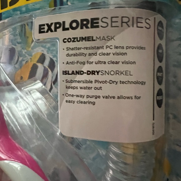 NIP AQUA LUNG US DIVER EXPLORE SERIES ADULT SNORKEL /MASK SET - FUCHSIA - Picture 6 of 6